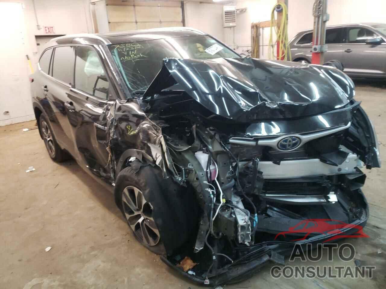 TOYOTA HIGHLANDER 2021 - 5TDGBRCH0MS061009