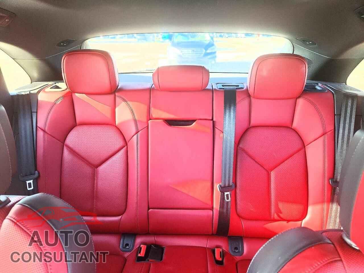 PORSCHE MACAN 2023 - WP1AA2A59PLB14786