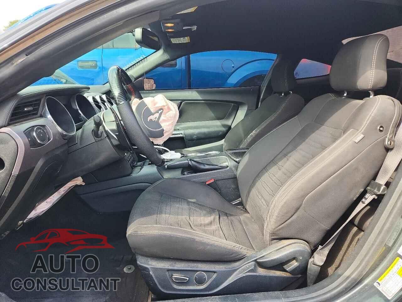 FORD MUSTANG 2015 - 1FA6P8TH2F5433648