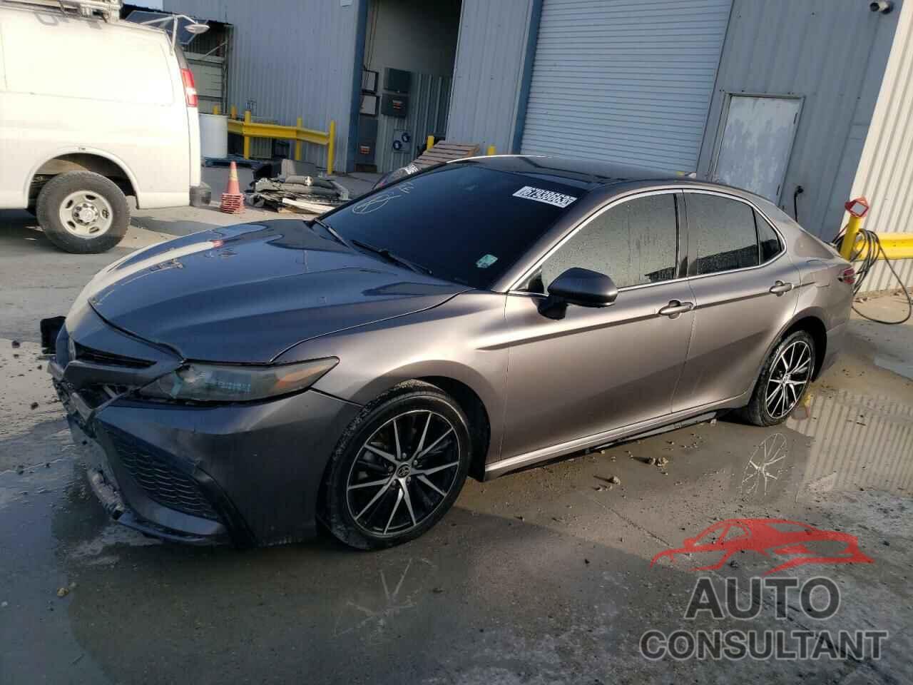 TOYOTA CAMRY 2021 - 4T1G11AK6MU440414