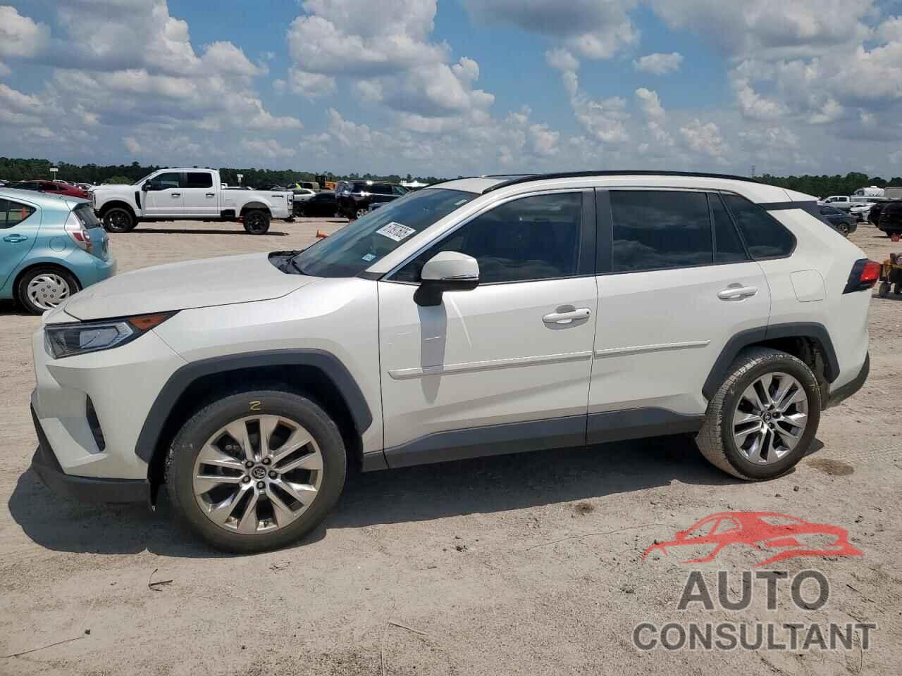 TOYOTA RAV4 2021 - 2T3C1RFV2MW103987
