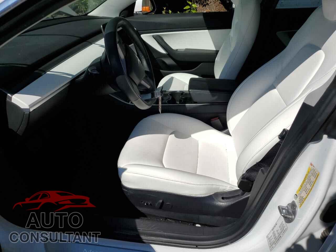 TESLA MODEL 3 2019 - 5YJ3E1EBXKF213928
