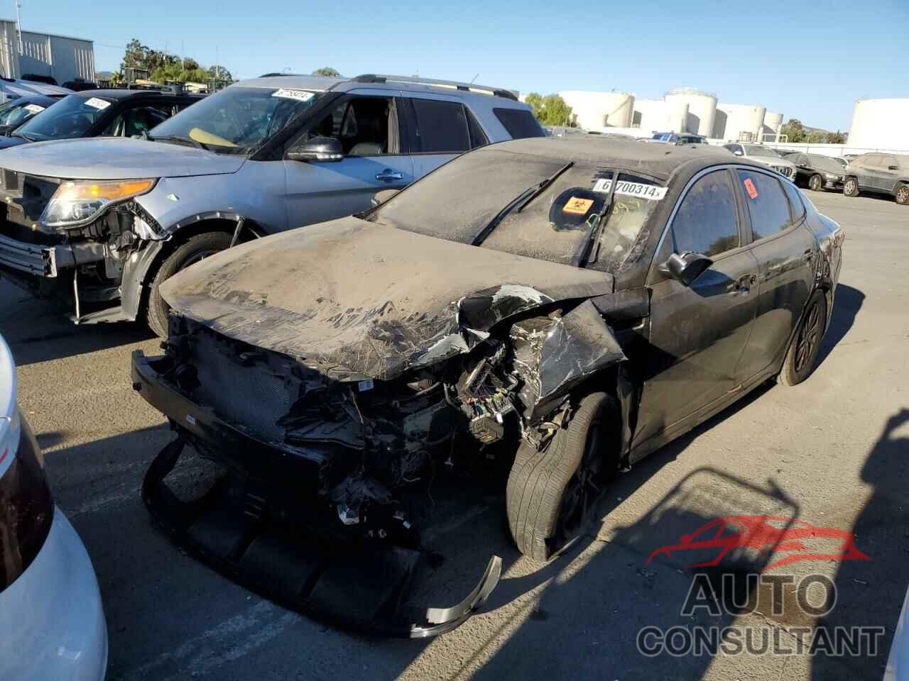 KIA OPTIMA 2017 - KNAGT4L34H5151857
