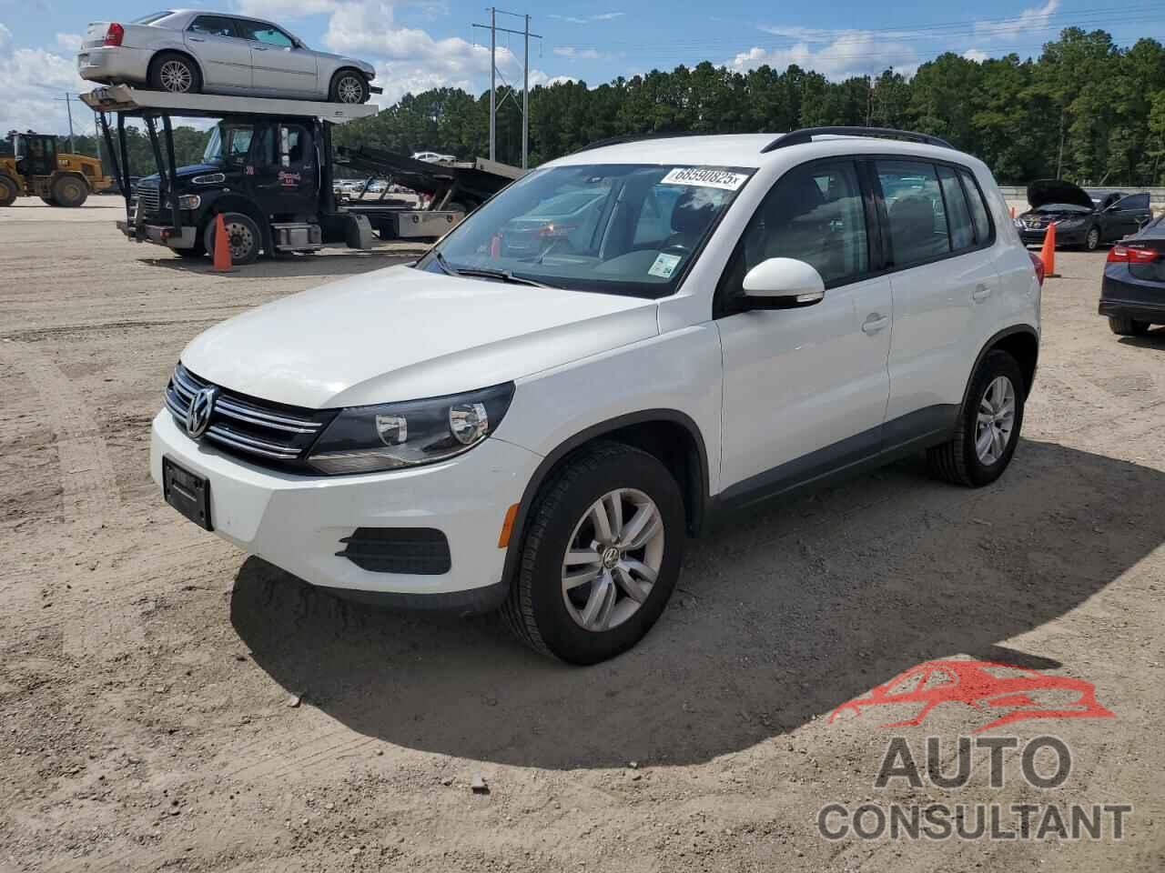 VOLKSWAGEN TIGUAN 2017 - WVGAV7AX3HK020295