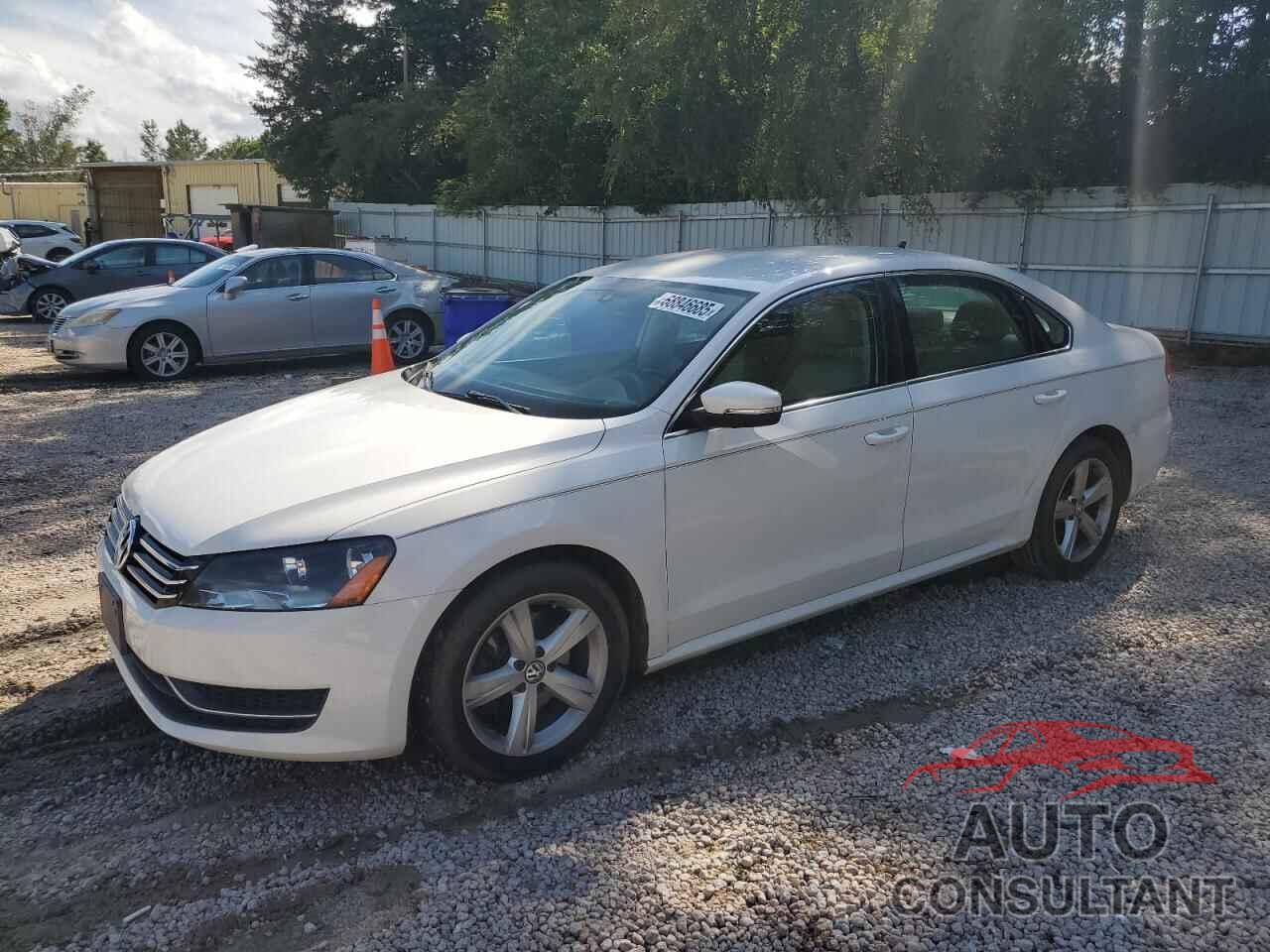 VOLKSWAGEN PASSAT 2013 - 1VWBP7A35DC098370