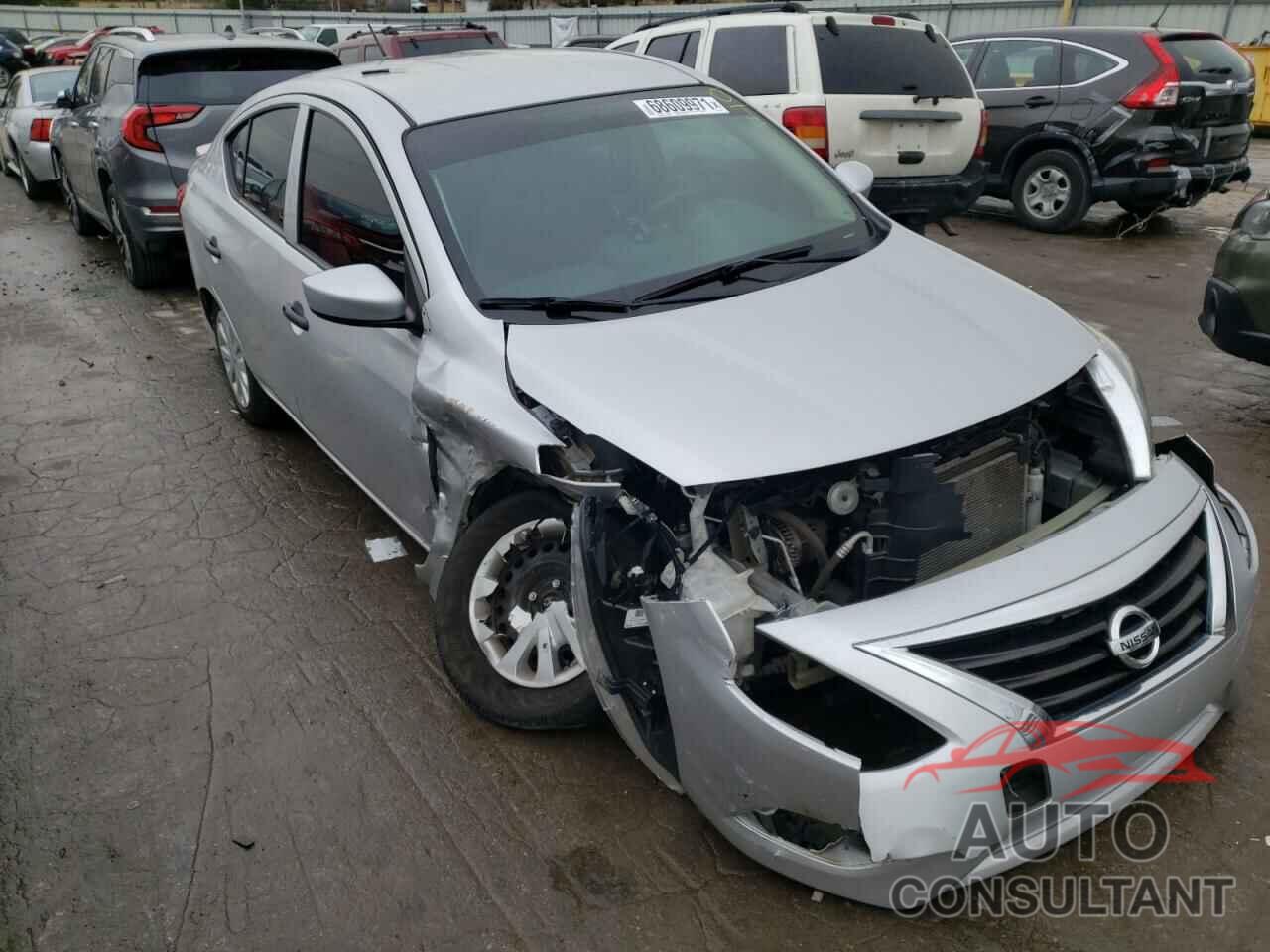 NISSAN VERSA 2018 - 3N1CN7AP4JL808801