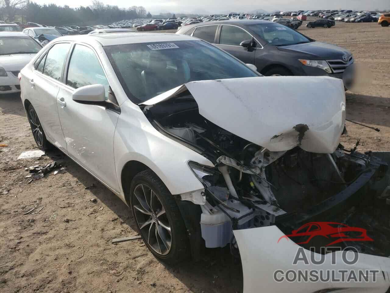 TOYOTA CAMRY 2016 - 4T1BF1FK3GU528118
