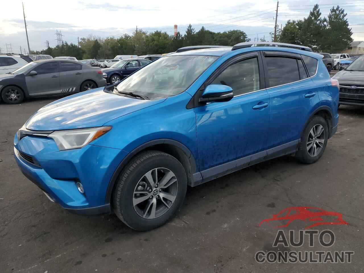 TOYOTA RAV4 2018 - JTMRFREV4JJ199287