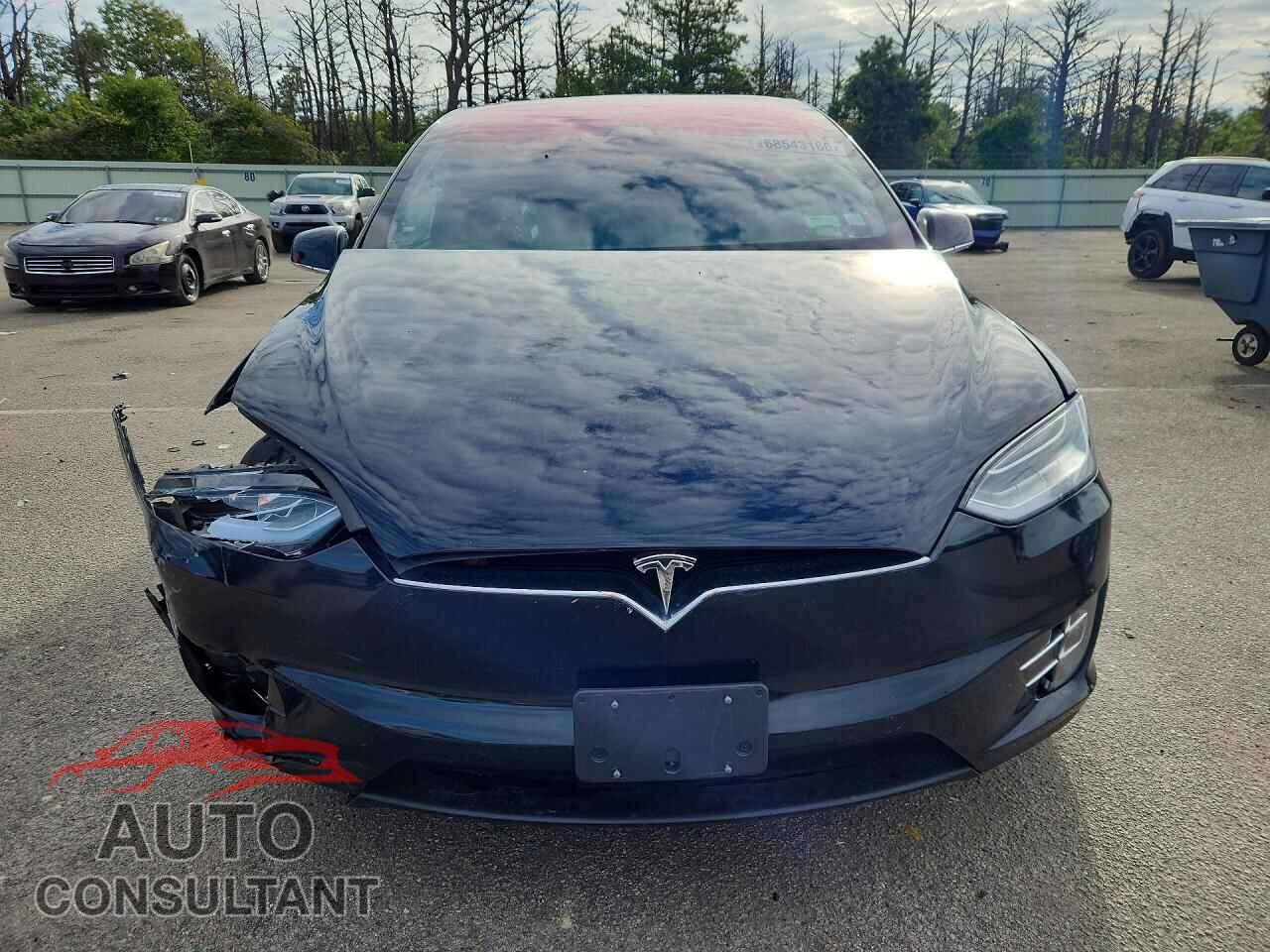 TESLA MODEL X 2018 - 5YJXCDE2XJF112251