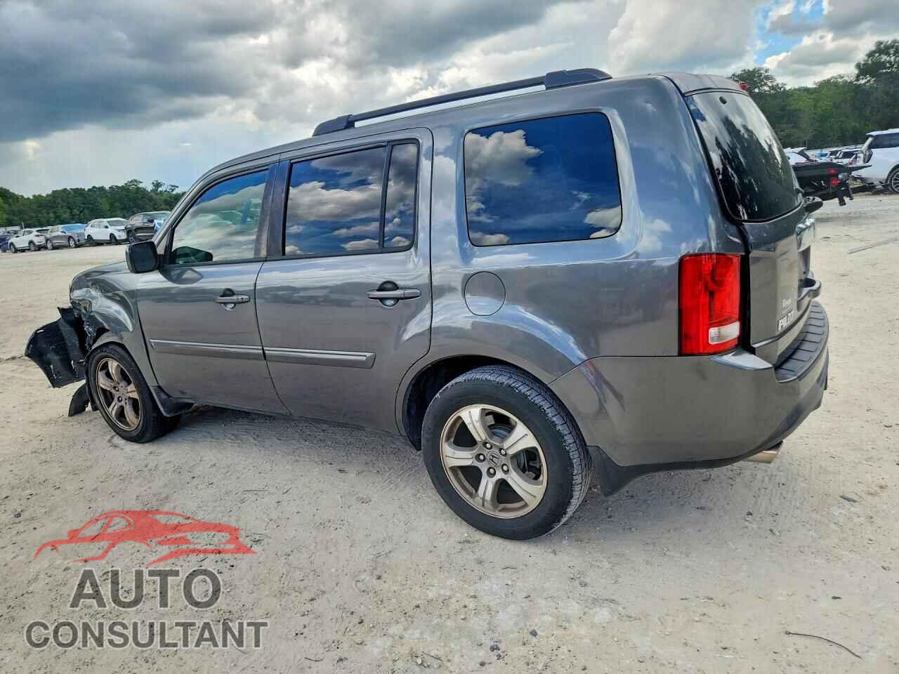 HONDA PILOT 2013 - 5FNYF3H41DB003247