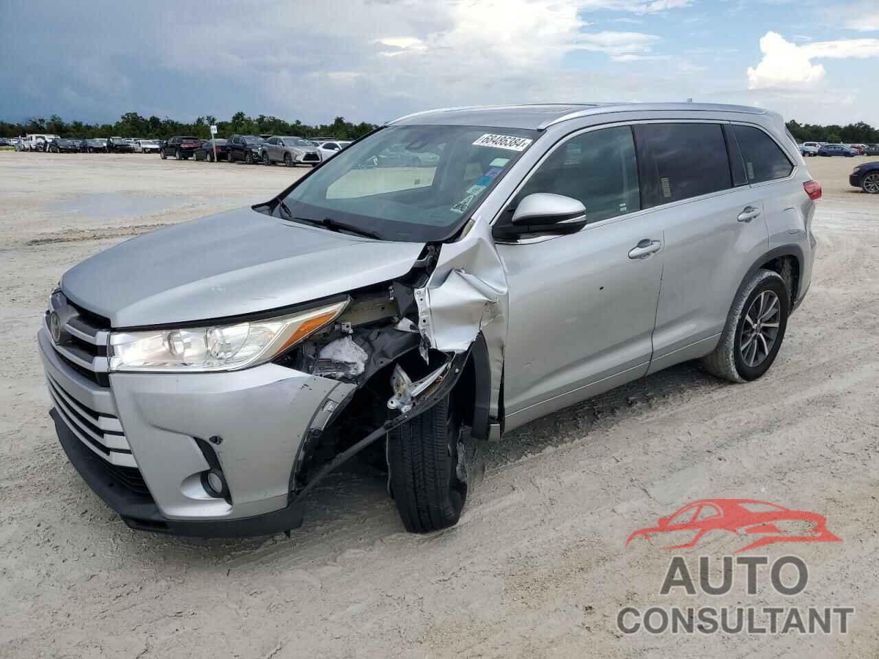 TOYOTA HIGHLANDER 2017 - 5TDKZRFH1HS514643