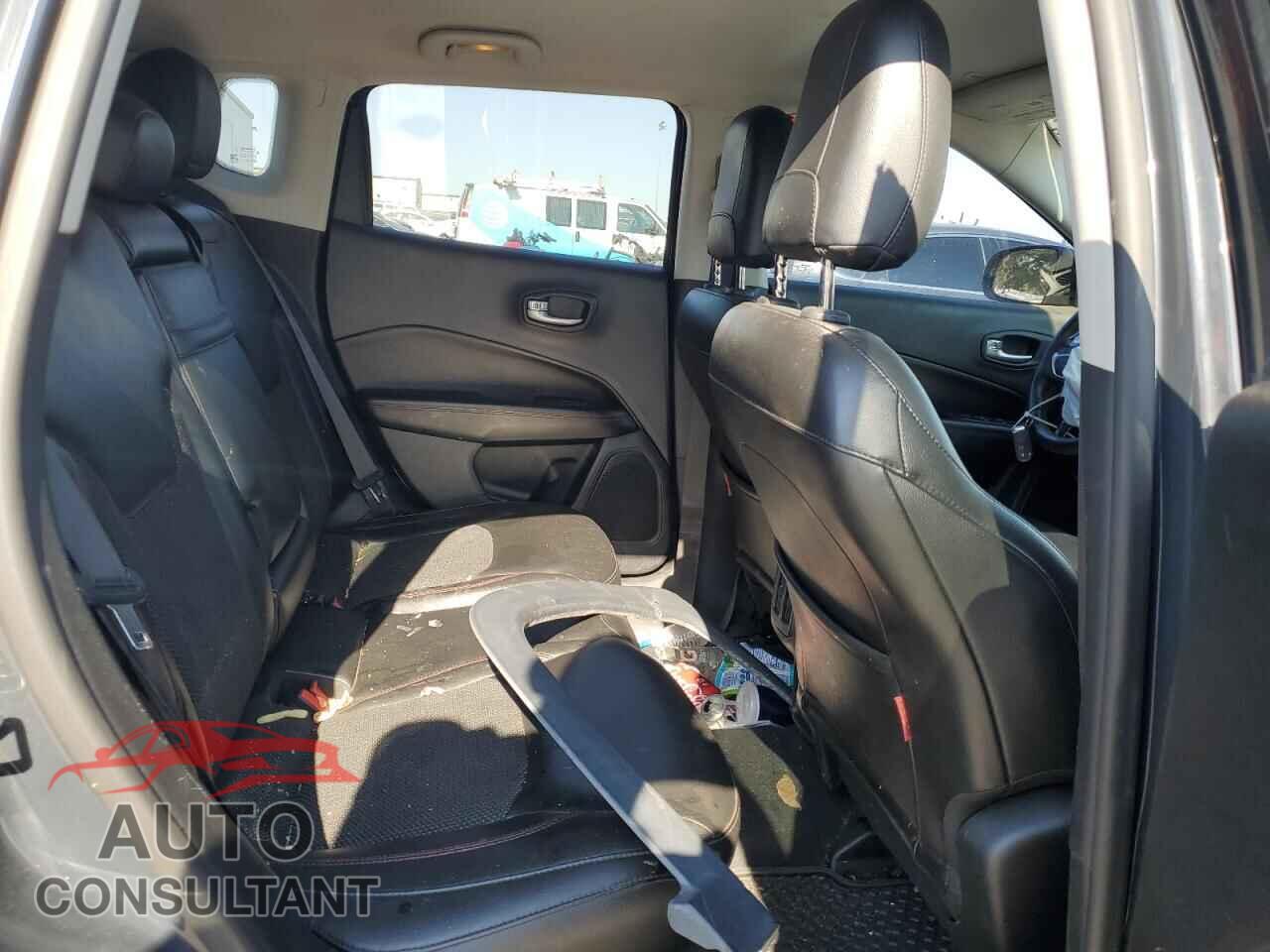 JEEP COMPASS 2018 - 3C4NJDDBXJT169243