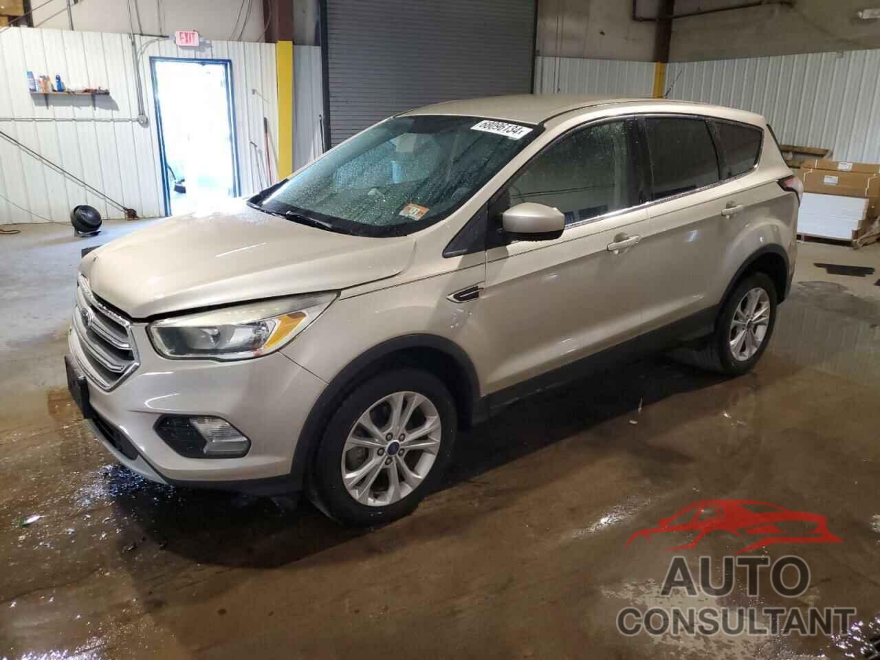 FORD ESCAPE 2017 - 1FMCU0GD0HUE63072