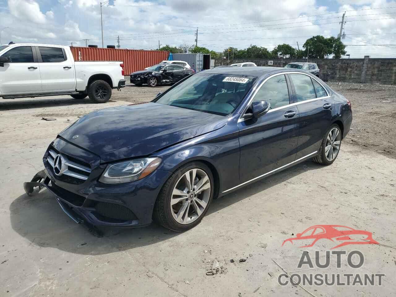 MERCEDES-BENZ C-CLASS 2018 - 55SWF4JB1JU247383