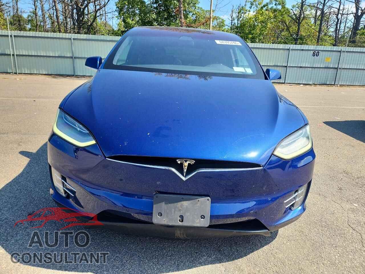 TESLA MODEL X 2020 - 5YJXCBE22LF239017