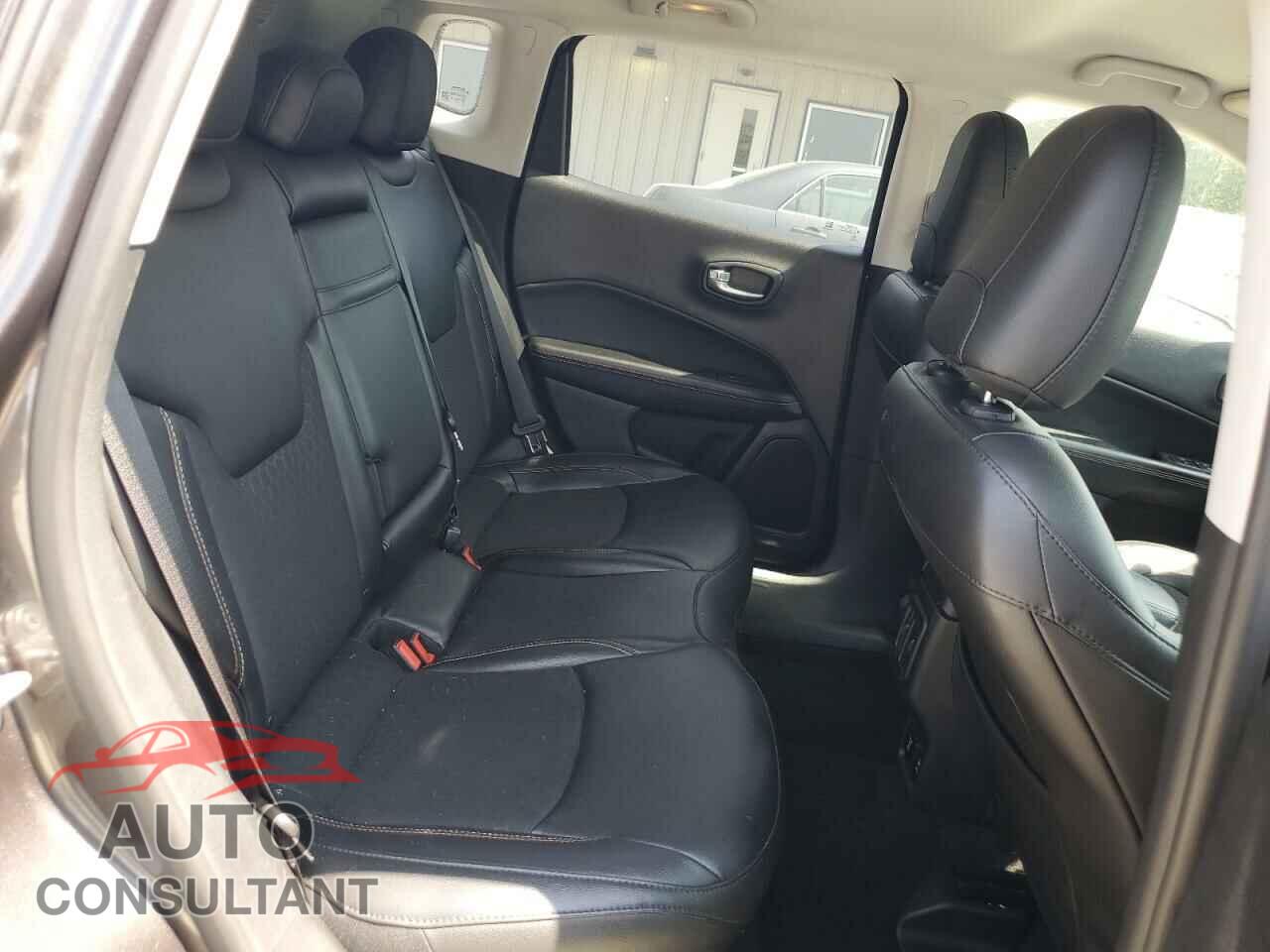 JEEP COMPASS 2019 - 3C4NJCBB4KT614686