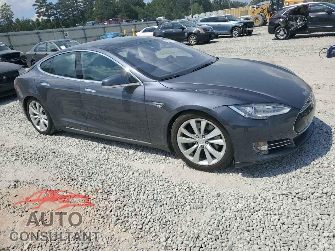 TESLA MODEL S 2015 - 5YJSA1E26FF111037