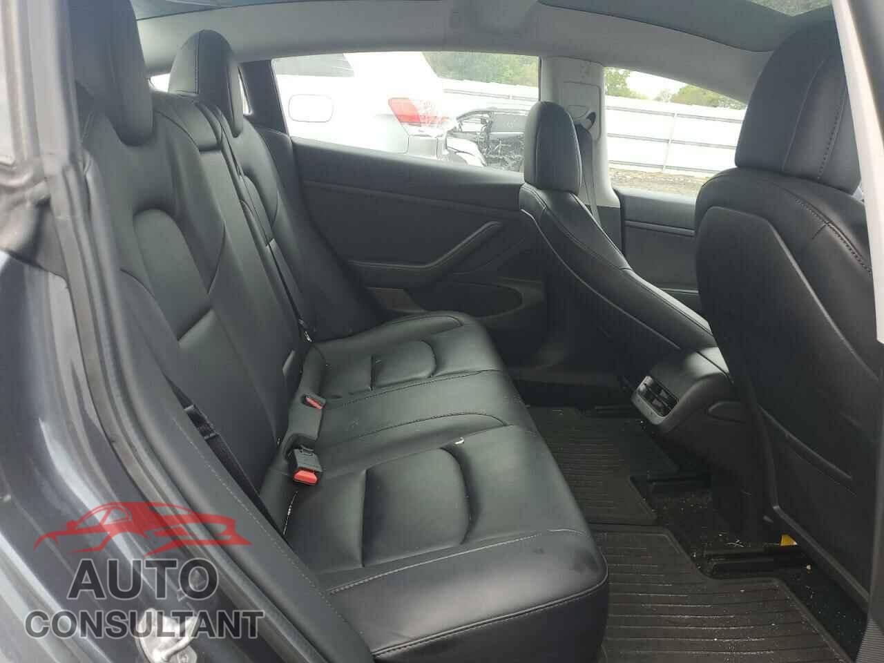 TESLA MODEL 3 2020 - 5YJ3E1EA0LF784840