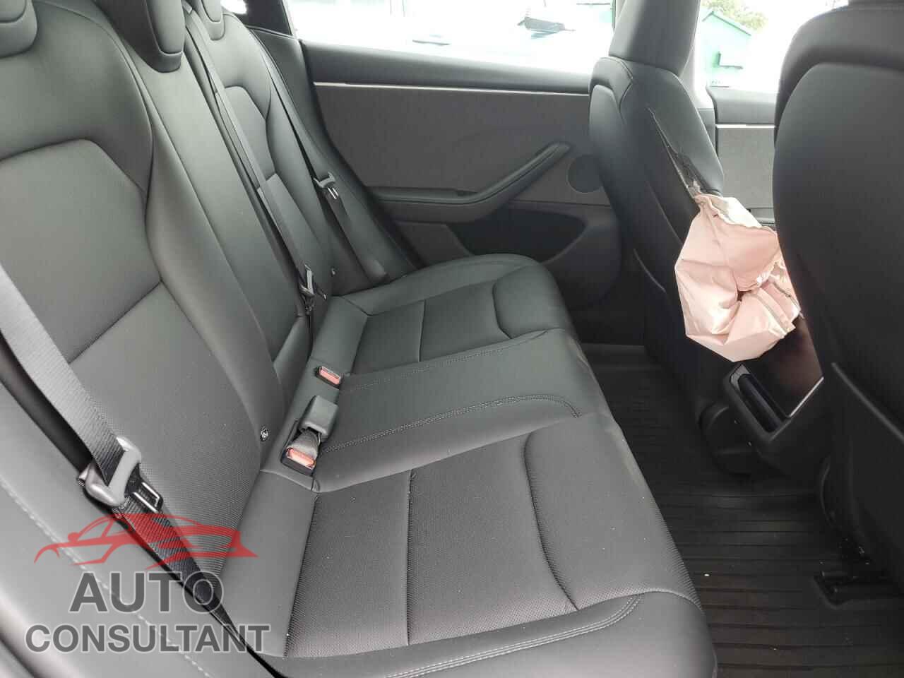 TESLA MODEL 3 2024 - 5YJ3E1EA9RF847314