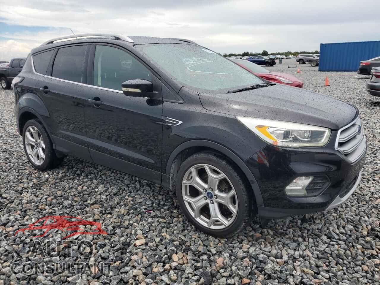 FORD ESCAPE 2017 - 1FMCU0JDXHUB14123