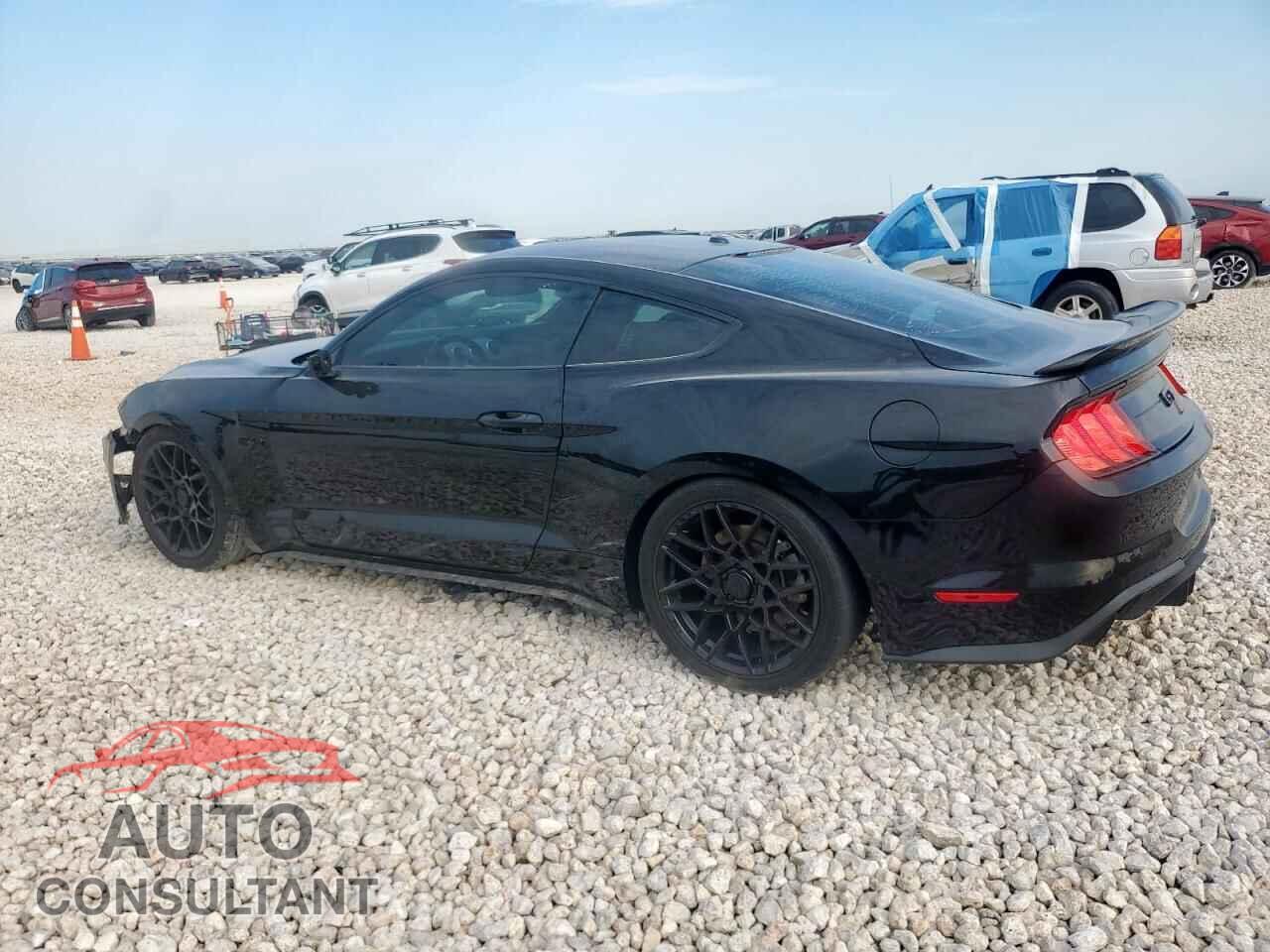 FORD MUSTANG 2018 - 1FA6P8CF6J5138026