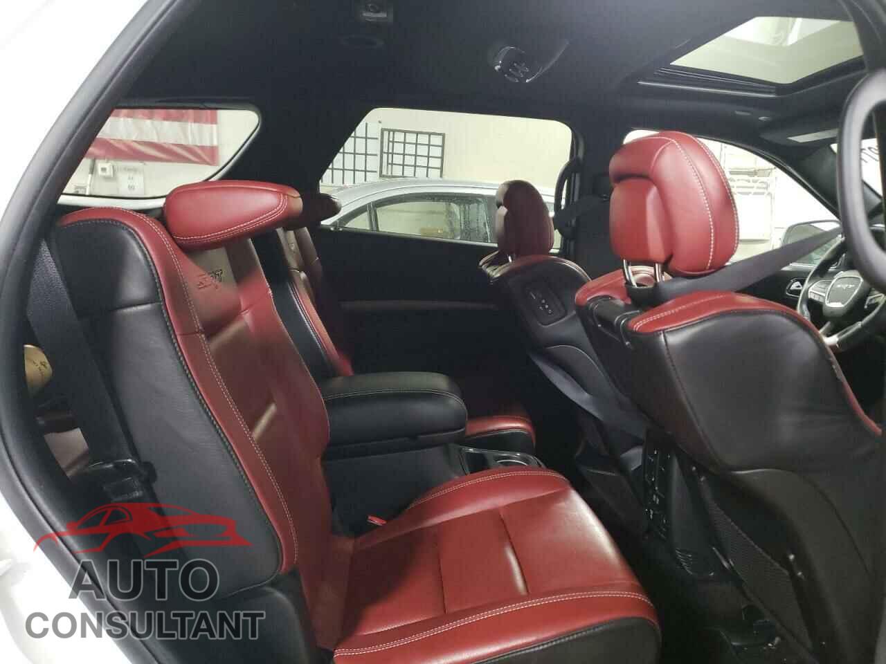 DODGE DURANGO 2018 - 1C4SDJGJ3JC209511