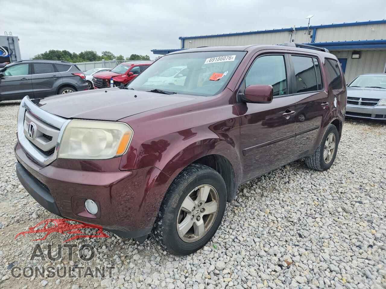 HONDA PILOT 2011 - 5FNYF4H51BB028340