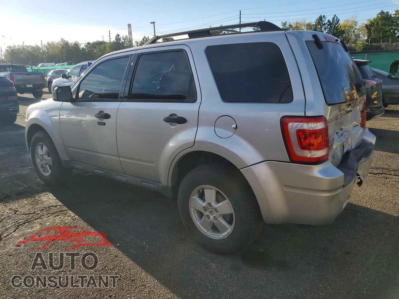 FORD ESCAPE 2010 - 1FMCU9D71AKC83619