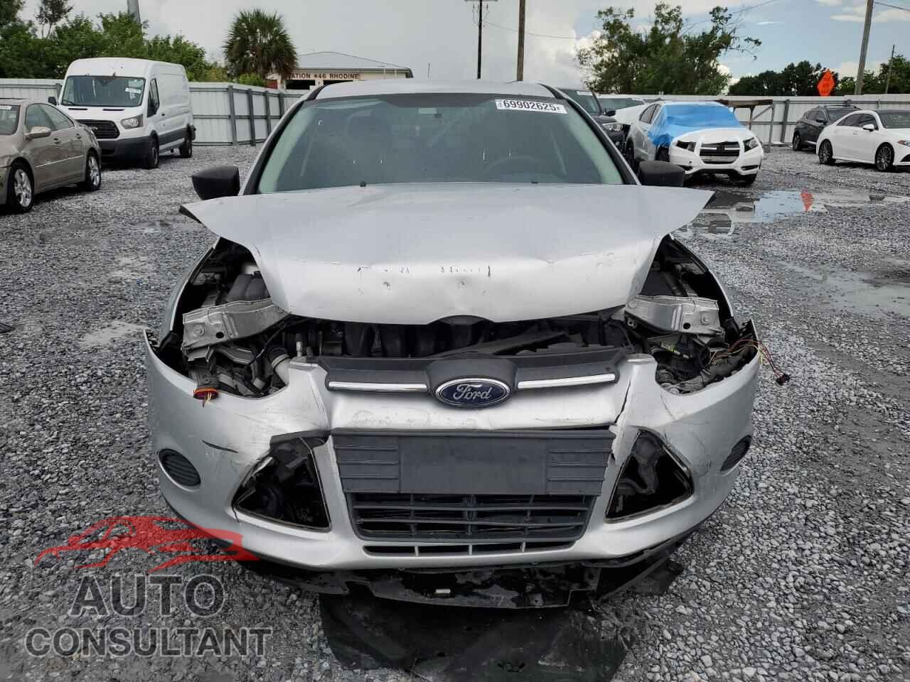 FORD FOCUS 2014 - 1FADP3E28EL165900