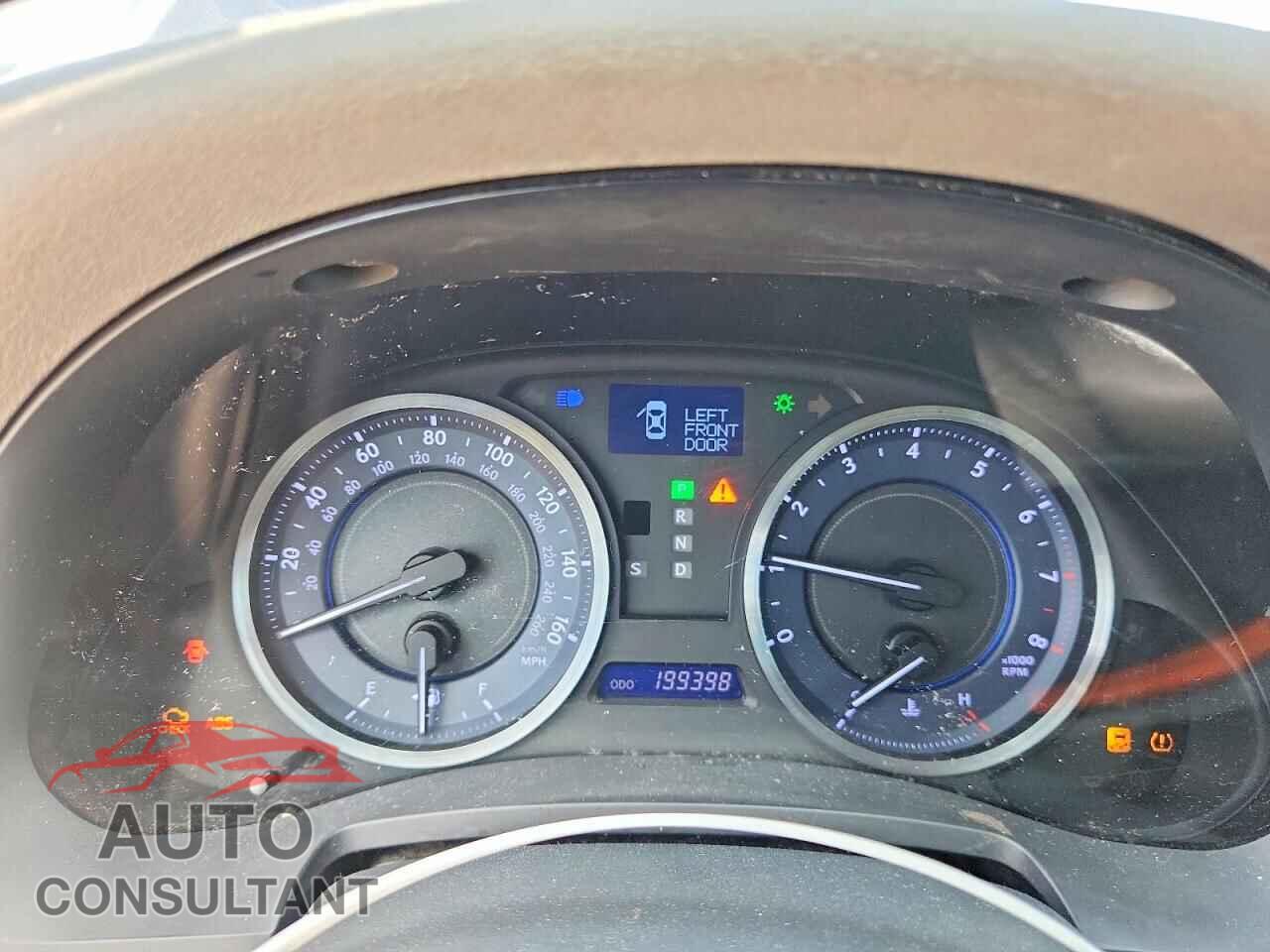LEXUS IS 2011 - JTHCF5C29B5047540