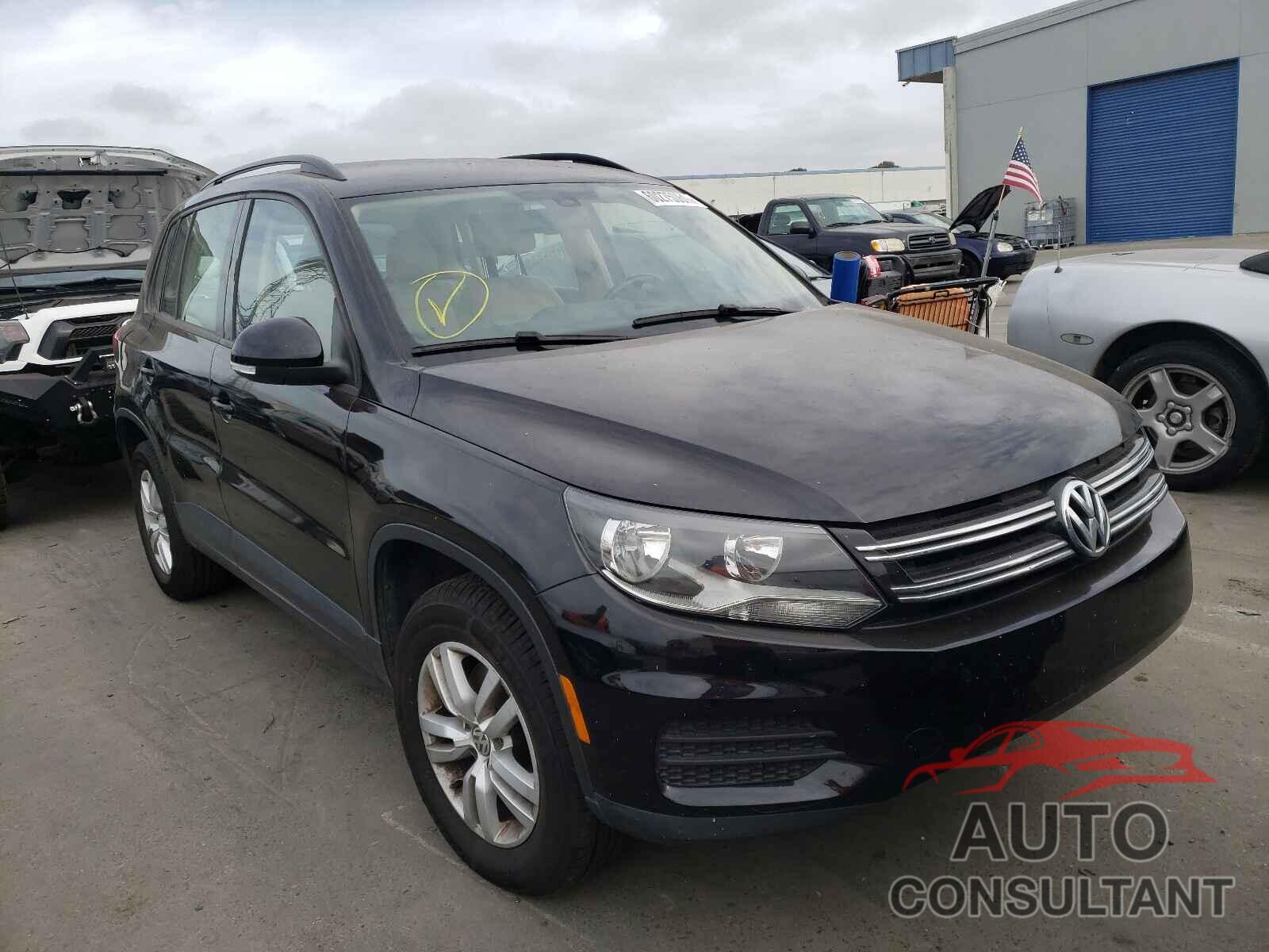 VOLKSWAGEN TIGUAN 2016 - WVGAV7AX8GW531203