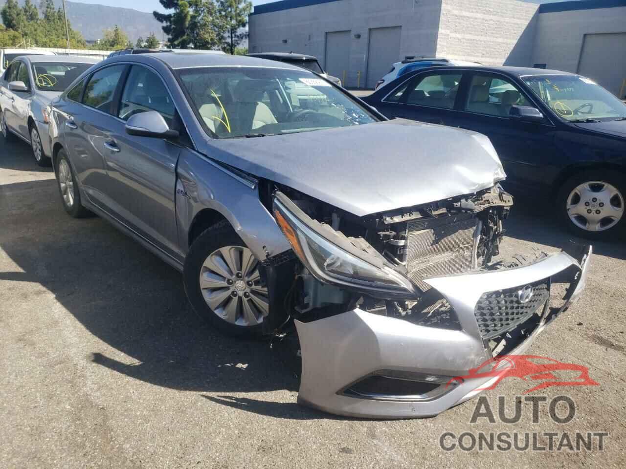 HYUNDAI SONATA 2016 - KMHE24L19GA026396