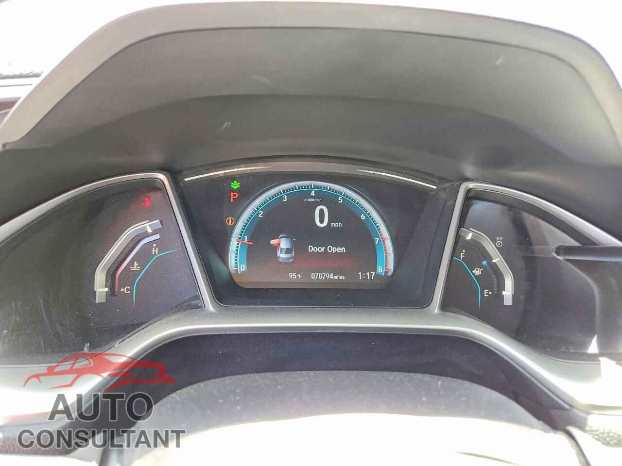 HONDA CIVIC 2018 - 2HGFC2F73JH500458