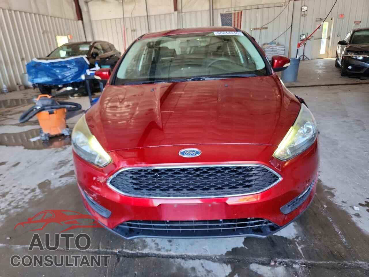 FORD FOCUS 2017 - 1FADP3H29HL302391