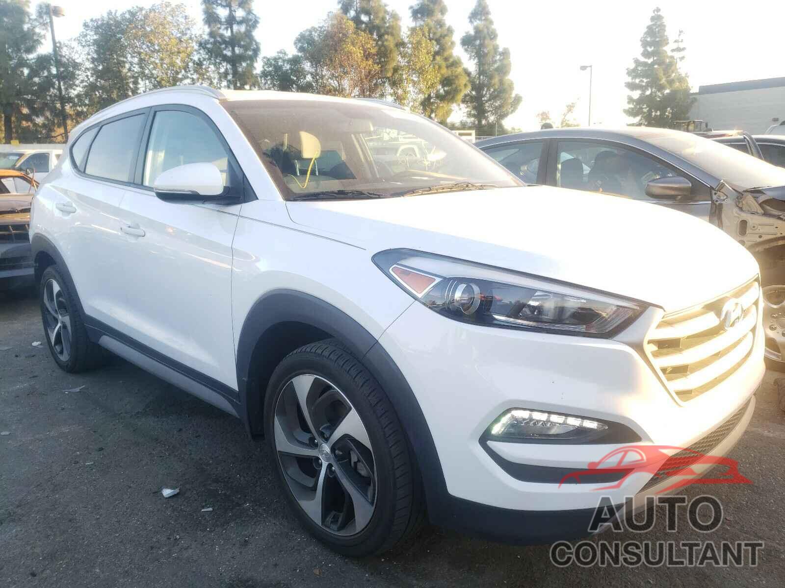 HYUNDAI TUCSON 2018 - KM8J3CAL2JU686084