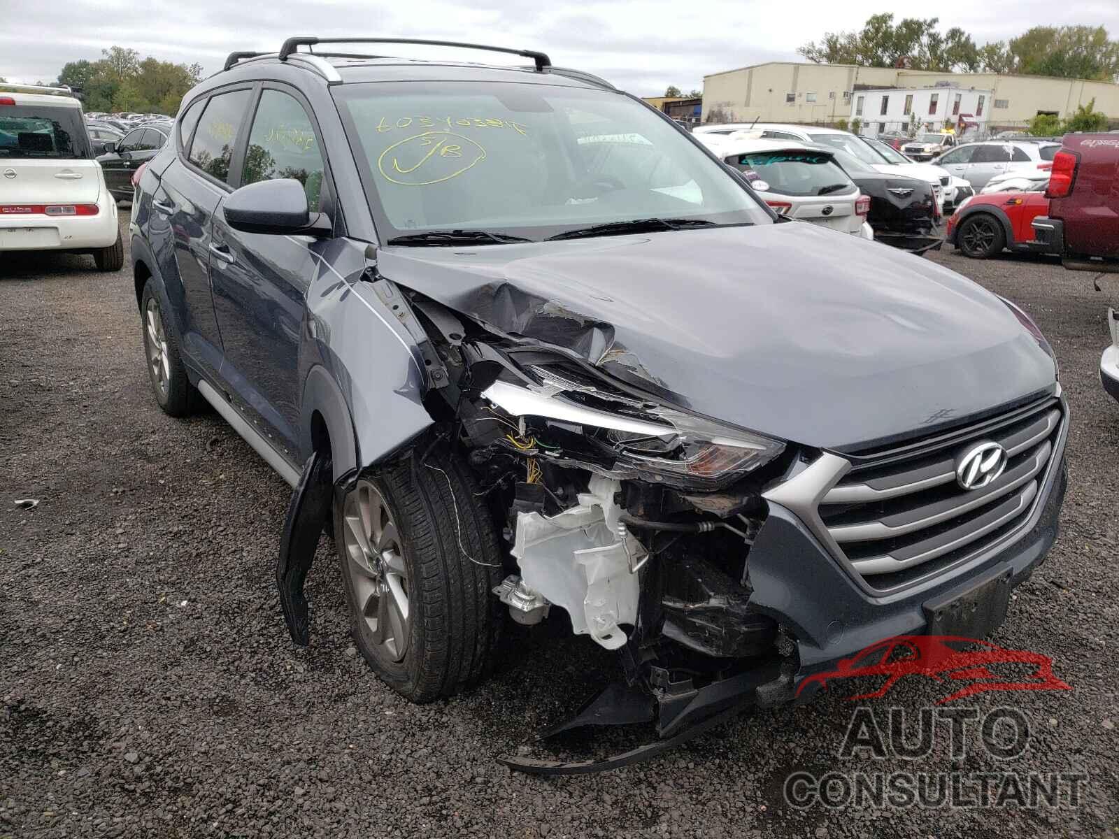 HYUNDAI TUCSON 2017 - KM8J3CA43HU428787