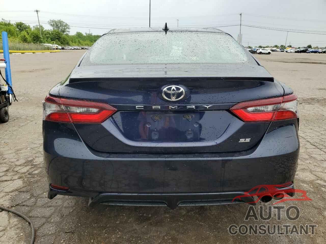 TOYOTA CAMRY 2021 - 4T1G11AKXMU559874