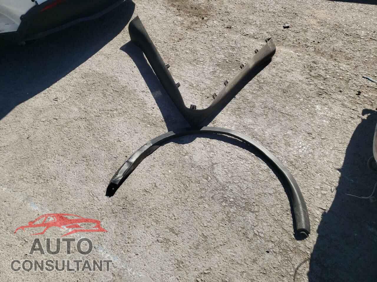 TESLA MODEL Y 2022 - 7SAYGDEF2NF395152