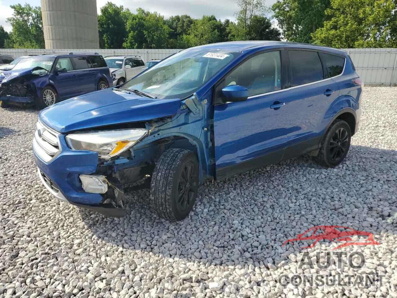 FORD ESCAPE 2017 - 1FMCU9GD8HUA01332