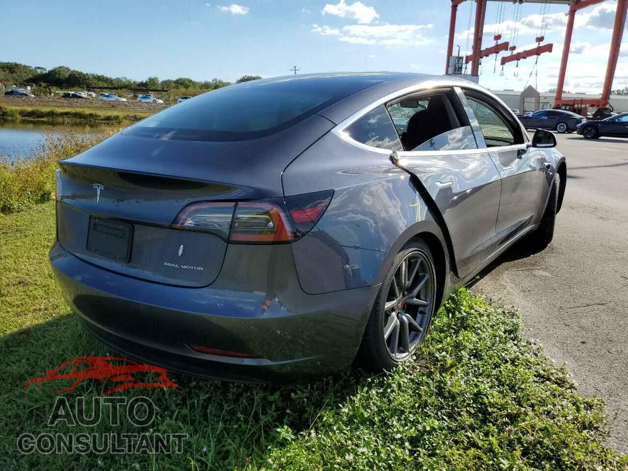 TESLA MODEL 3 2020 - 5YJ3E1EBXLF663919