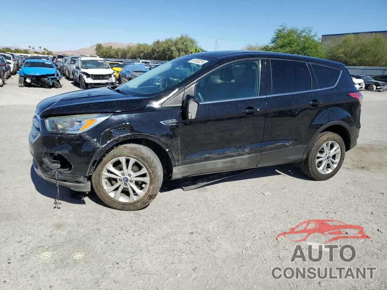 FORD ESCAPE 2017 - 1FMCU0GD5HUD22563