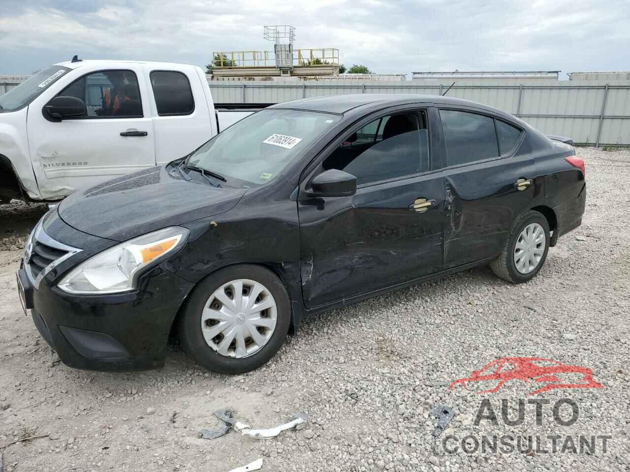 NISSAN VERSA 2018 - 3N1CN7AP5JL801565