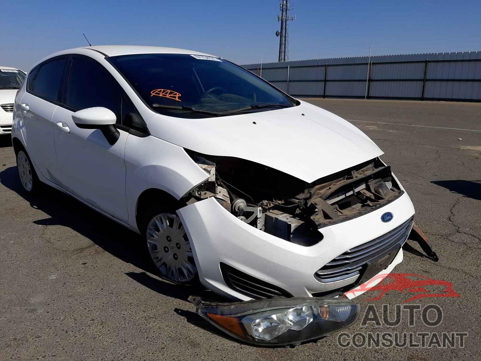 FORD FIESTA 2016 - 3FADP4TJ8GM172301