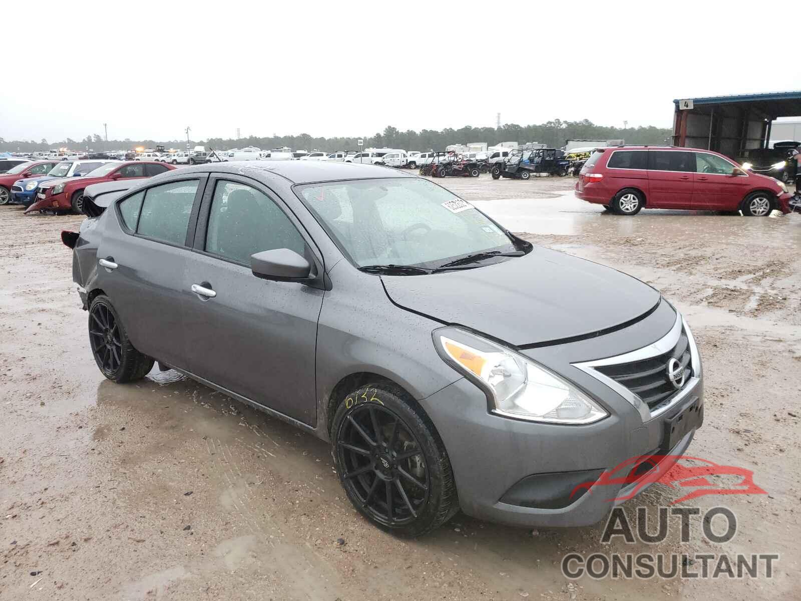 NISSAN VERSA 2019 - 3N1CN7AP1KL852157