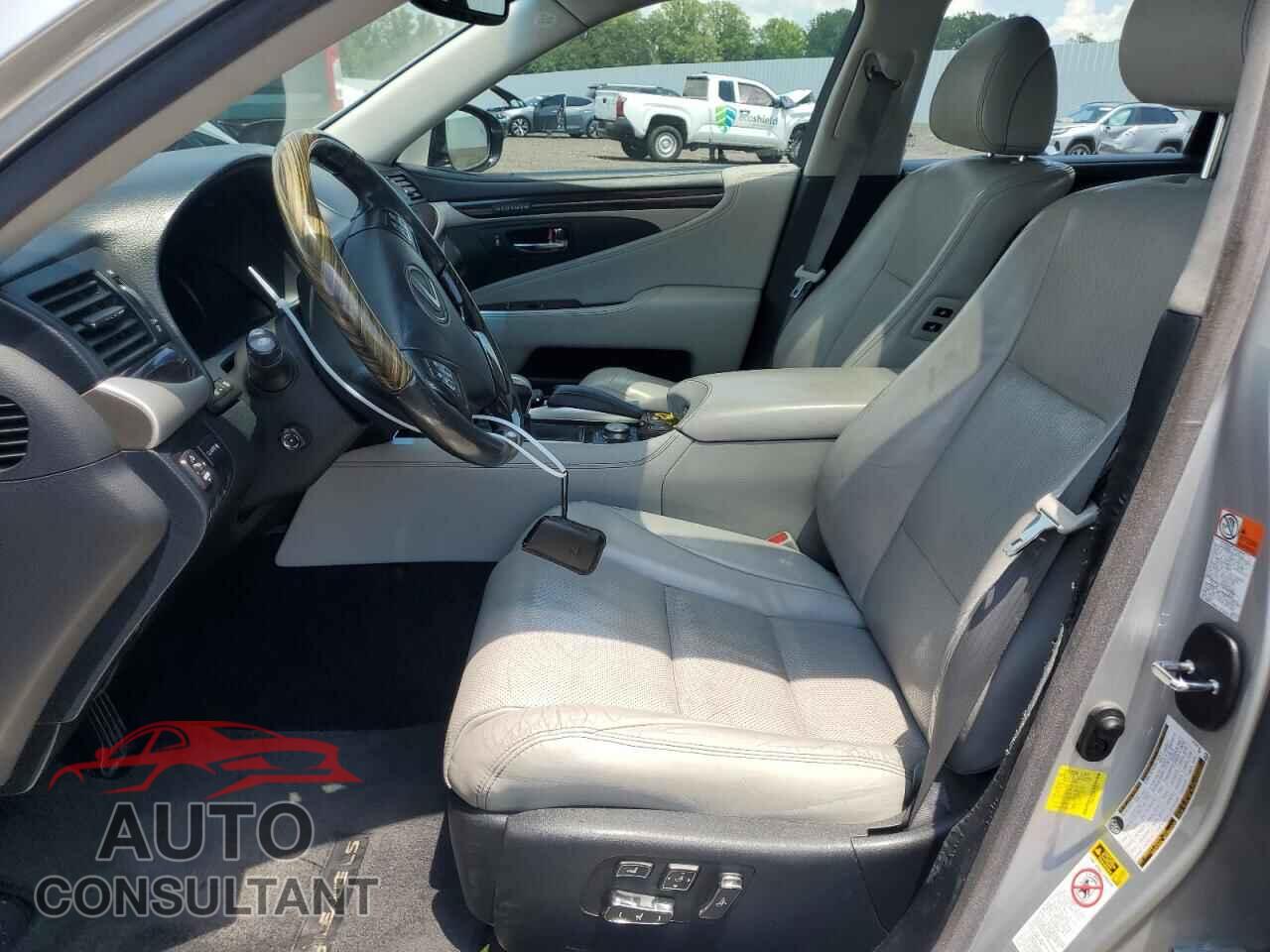 LEXUS LS460 2015 - JTHBL5EF8F5137224