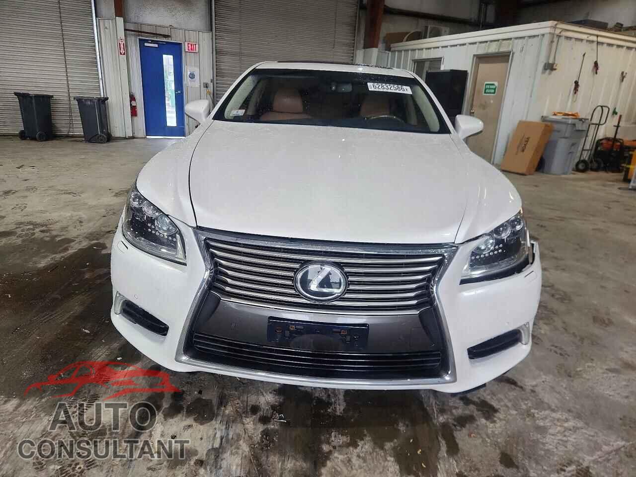 LEXUS LS460 2016 - JTHDL5EF2G5007739