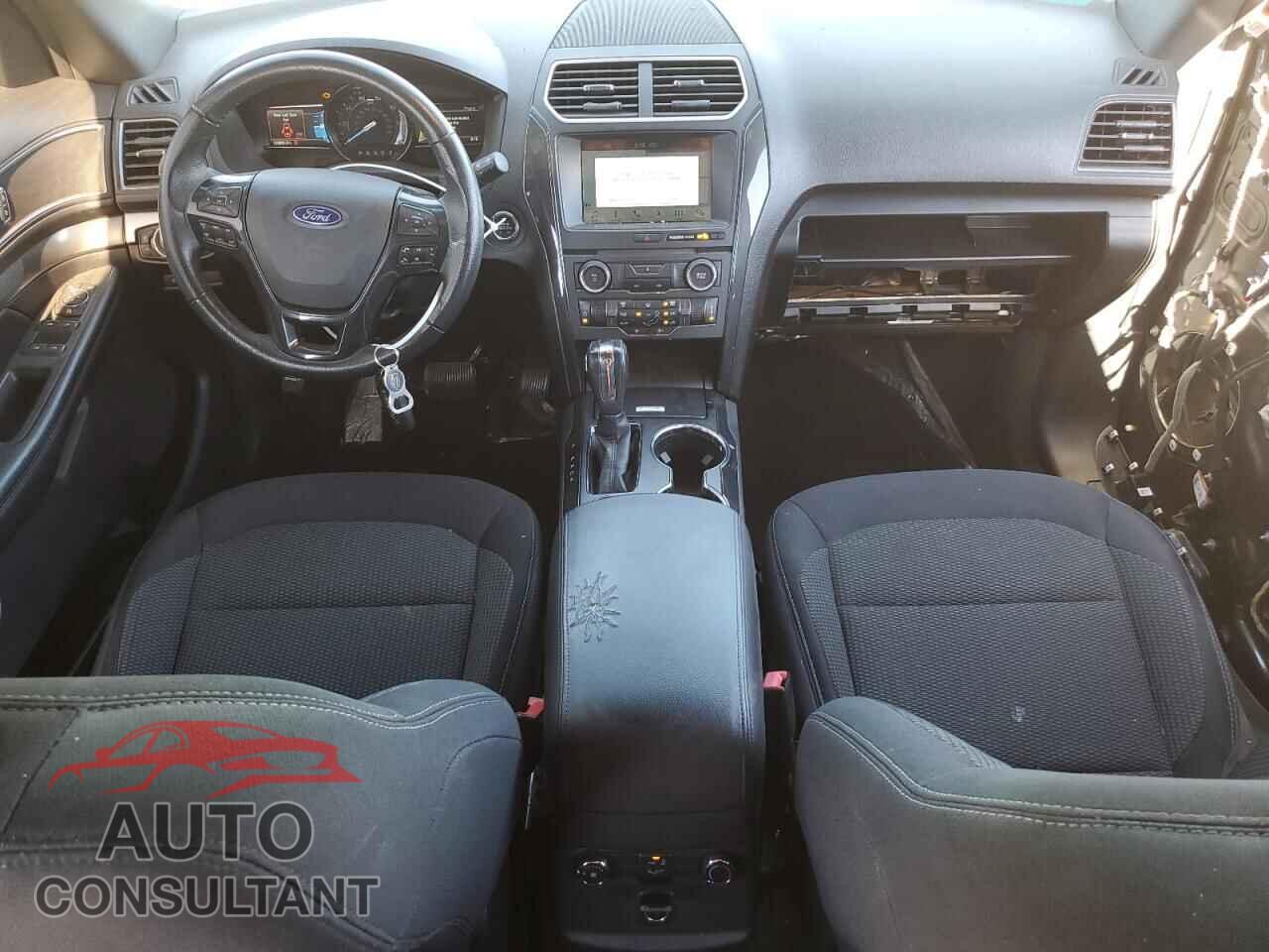 FORD EXPLORER 2018 - 1FM5K7D84JGB90138