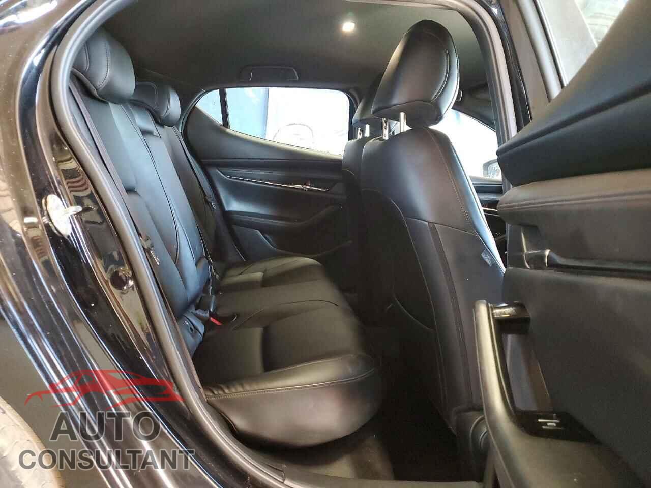 MAZDA 3 2019 - JM1BPBMM5K1140944