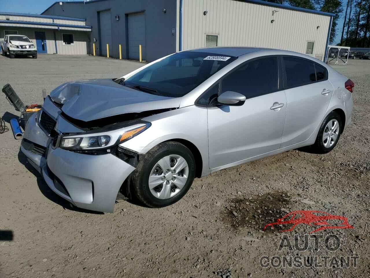 KIA FORTE 2017 - 3KPFK4A76HE071021