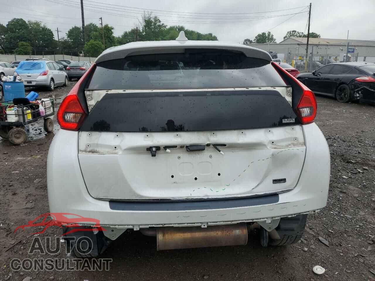 MITSUBISHI ECLIPSE 2018 - JA4AT4AA8JZ045446